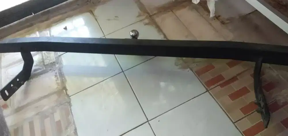 Palang besi belakang