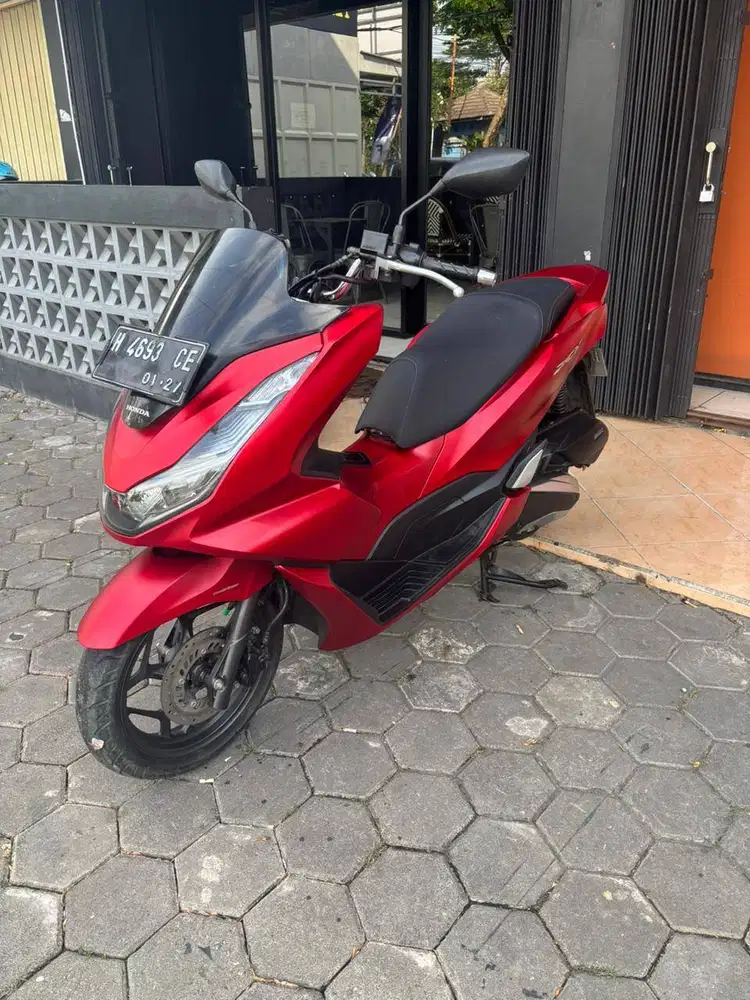 Honda PCX 160 CBS Tahun 2022