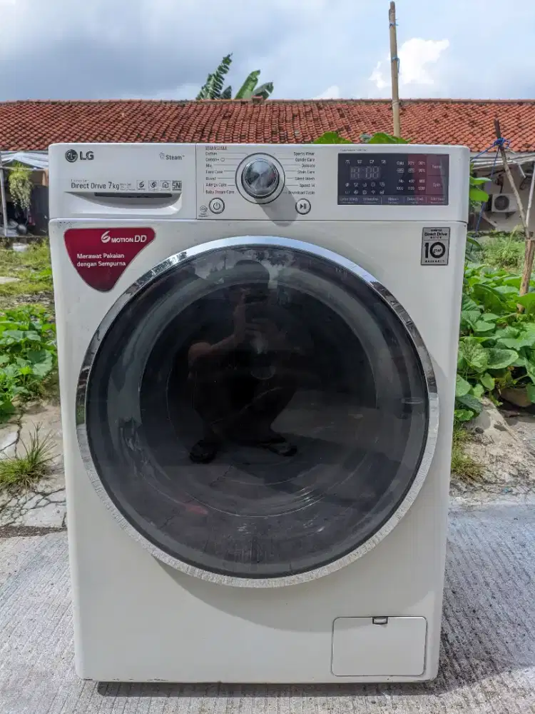 Mesin cuci LG directdrive steam 7kg