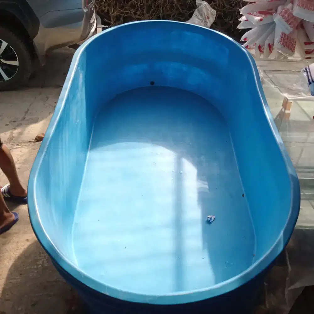 BAK FIBER KOLAM IKAN 2X1 barang BEKAS NEGO