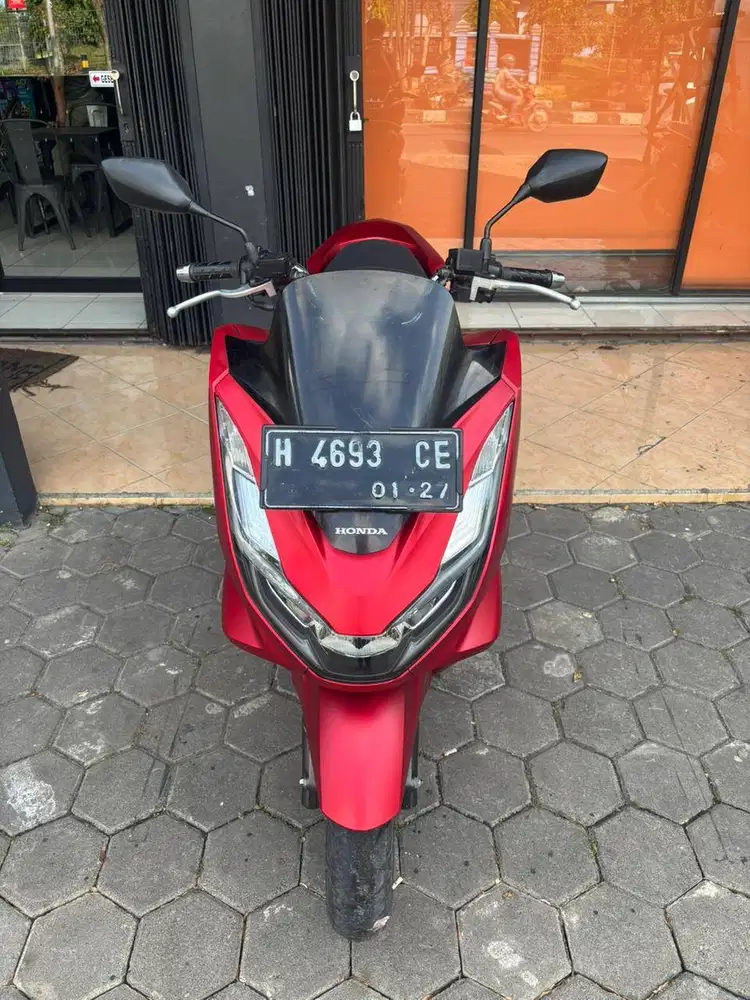 Honda PCX 160 CBS Tahun 2022