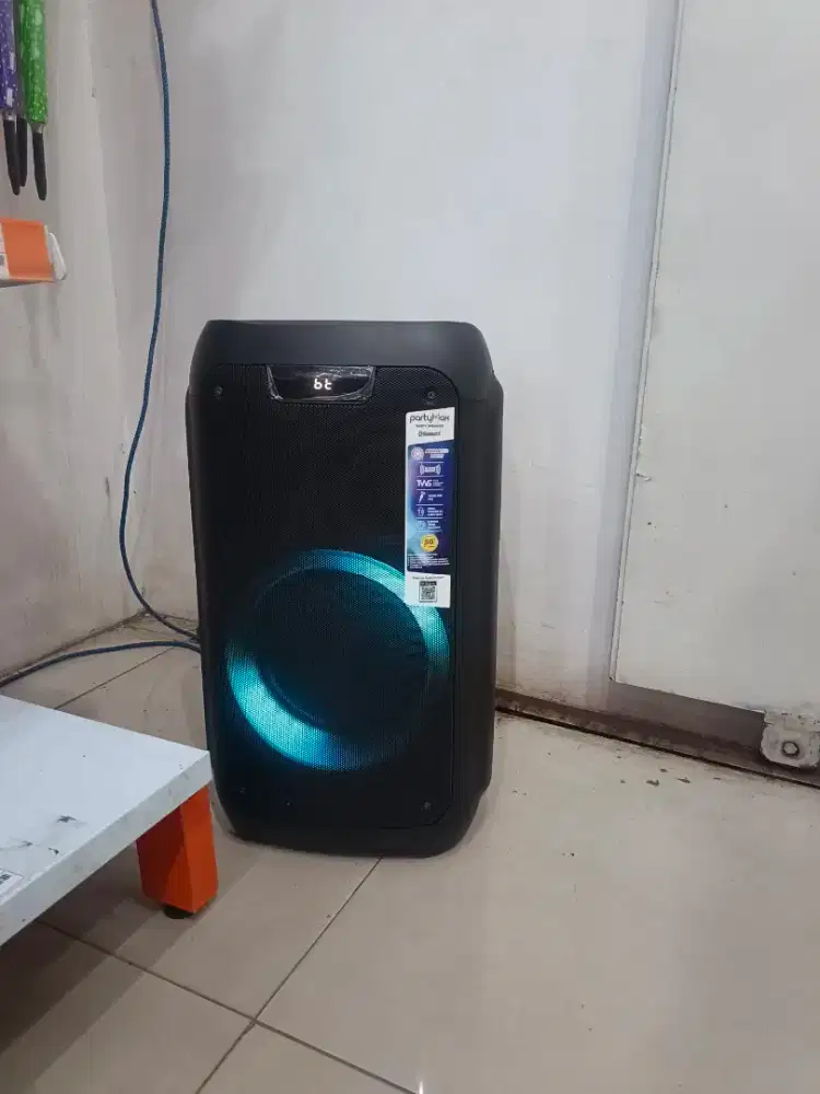 Speaker Polytron Party Speaker Karaoke bluetooth PPS 8L12