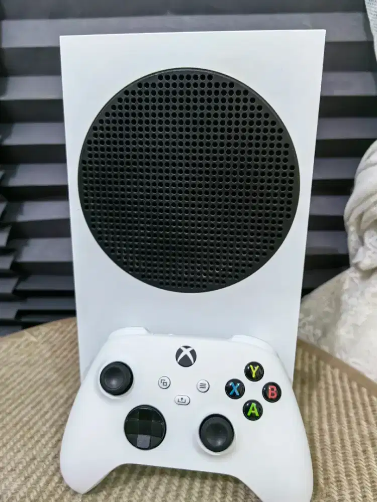 XBOX Series S (1883)