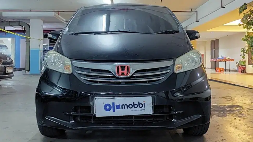 TERMURAH Honda Freed 1.5 S Bensin-AT Putih 2013