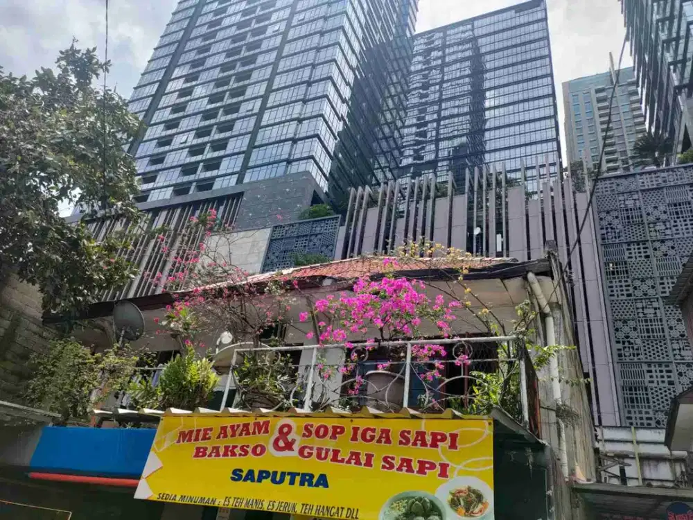 Dijual rumah tua dekat scbd sudirman