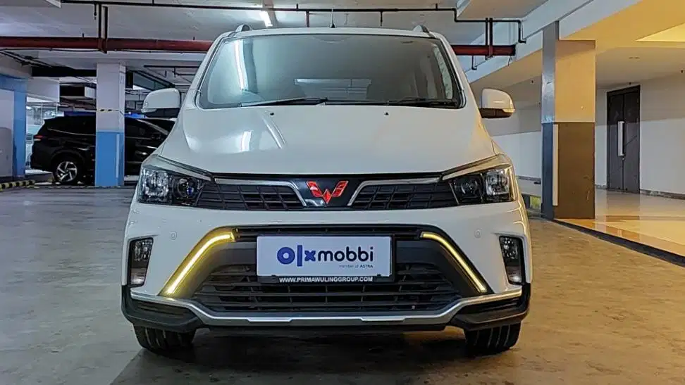DP MURAH Wuling Confero S 1.5 L Lux Bensin-MT 2021  CRKCB