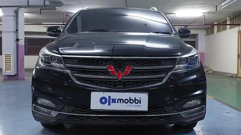 DP MURAH Wuling Cortez 1.8 L Lux Bensin-MT 2018  CJUKB