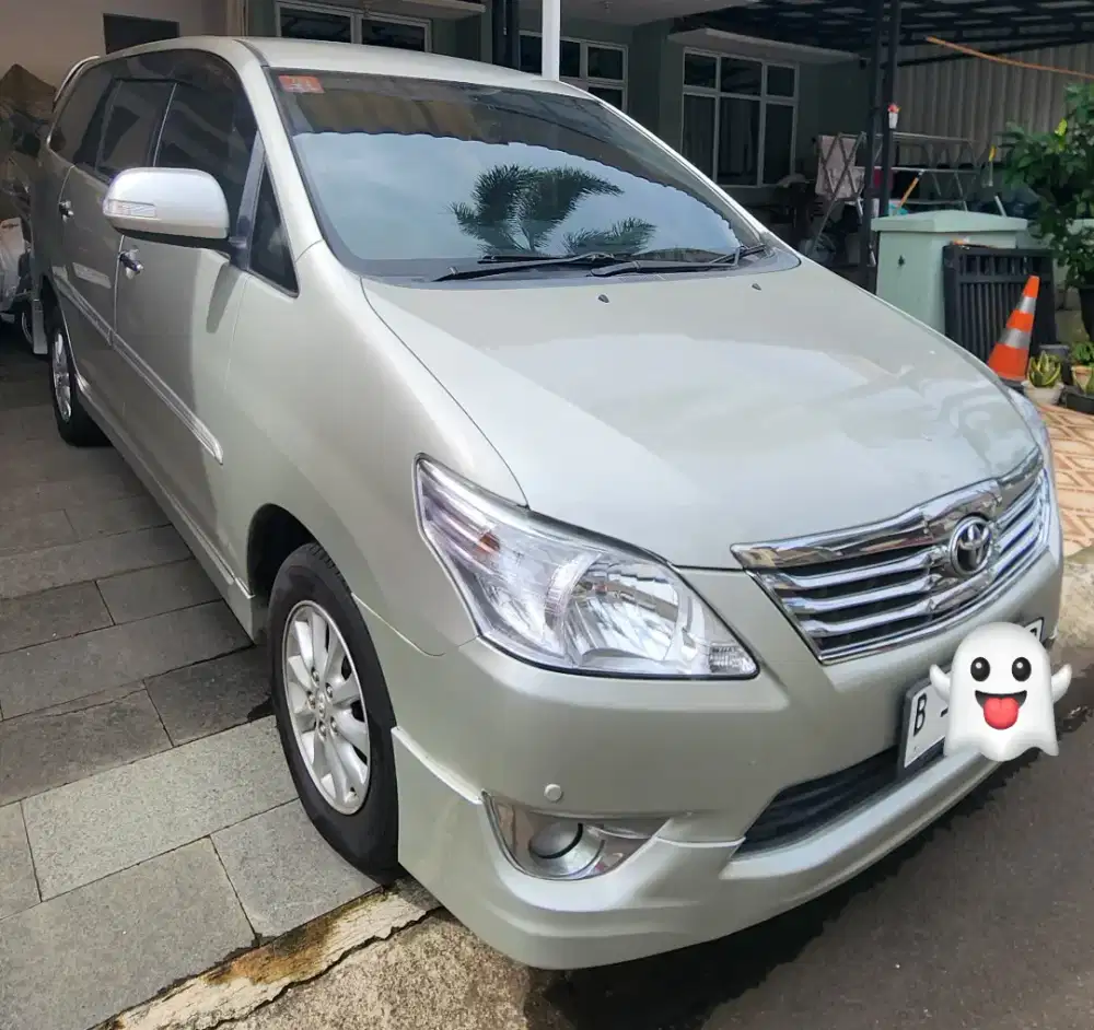 Toyota Innova A/T 2.0 V Luxury