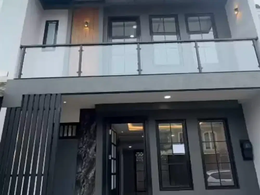 Rumah Lippo Karawaci Utara brand new bangunan mandiri