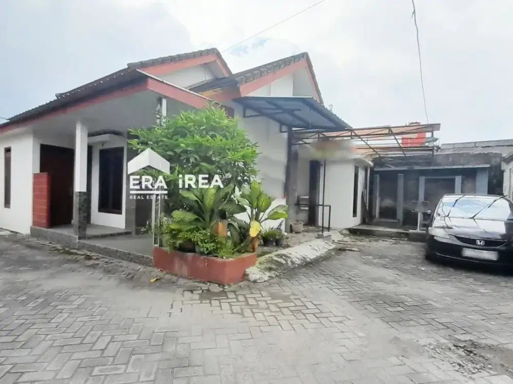 DIJUAL RUMAH DI COLOMADU DEKAT SUPERINDO