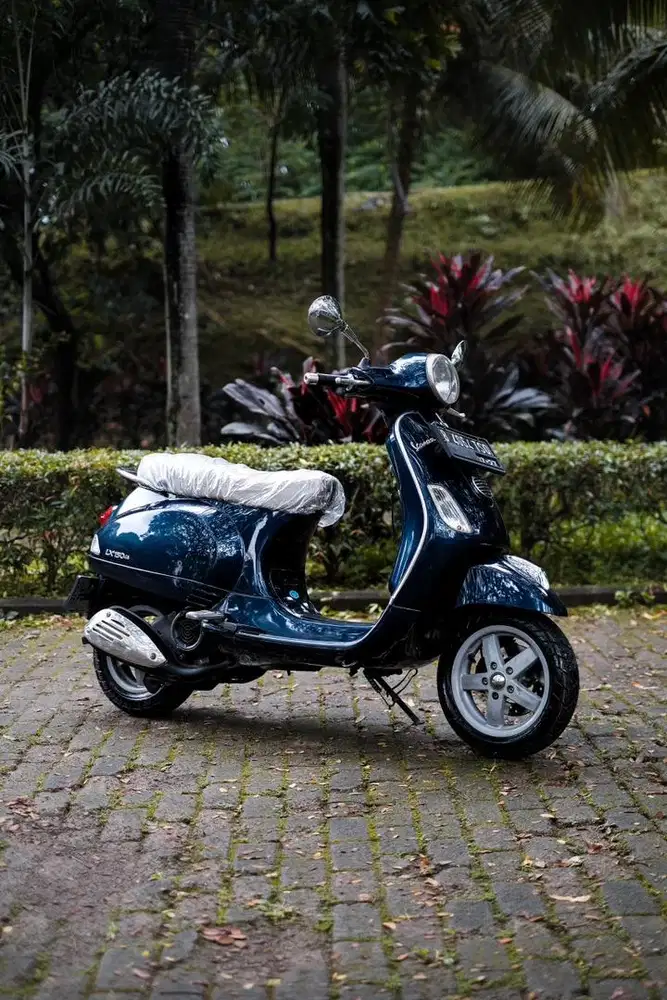 VESPA LX 150 2VIE TERMURAH