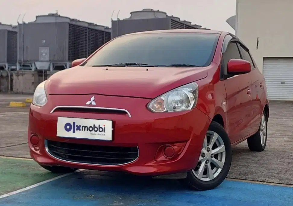 TERMURAH Mitsubishi Mirage 1.2 GLS Bensin-AT Merah 2015