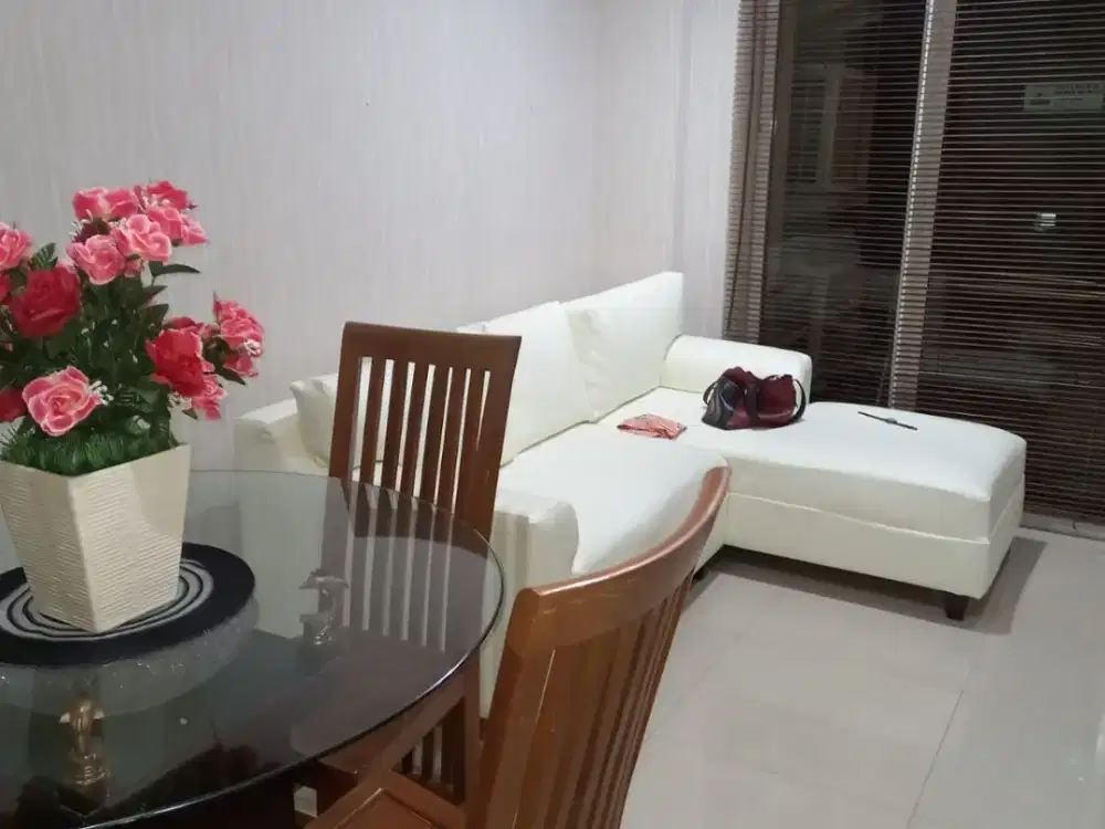 Disewakan Apartemen Thamrin Residence 108JT