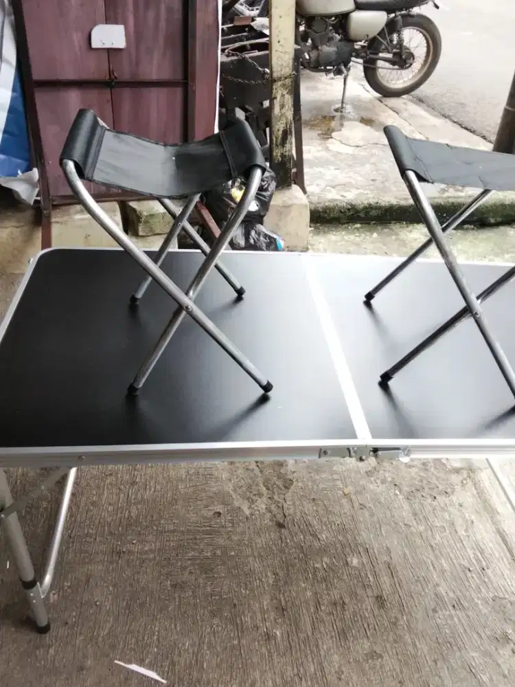 Meja Lipat Siap Dagang Jelang Ramadhan