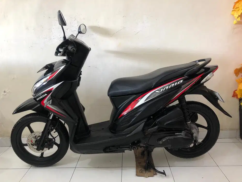 Honda Vario fi 110 Th.2014 hitam!!
