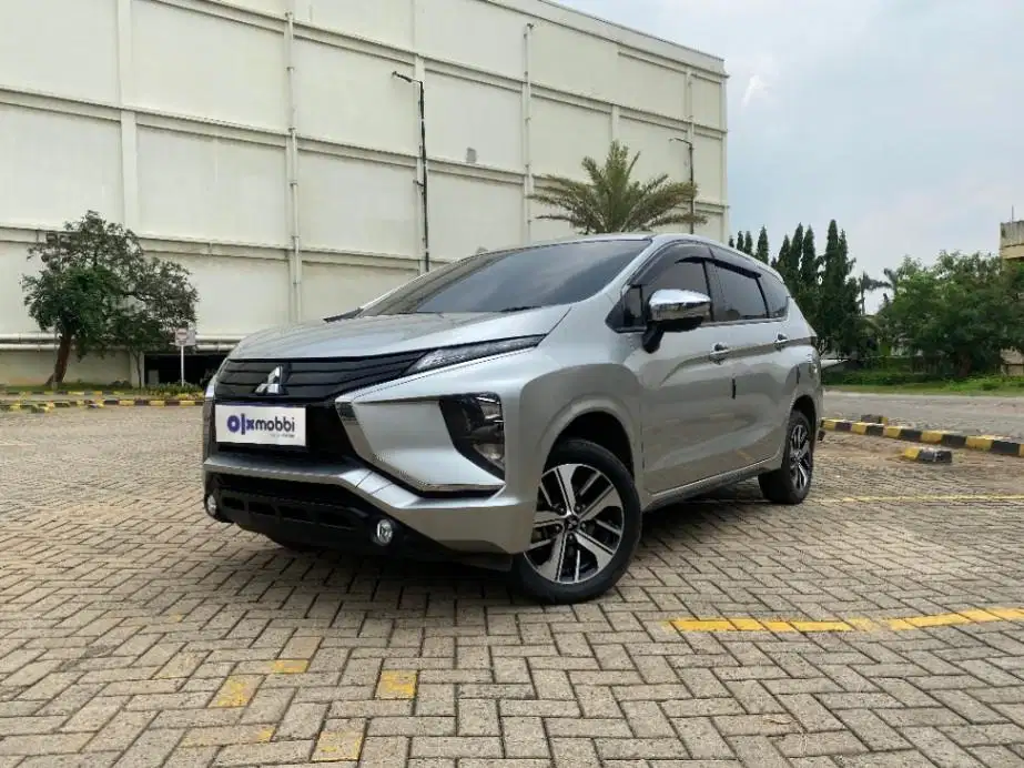 TDP 9,JT, TERMURAH Mitsubishi Xpander 1.5 Exceed Bensin-AT Silver 2018