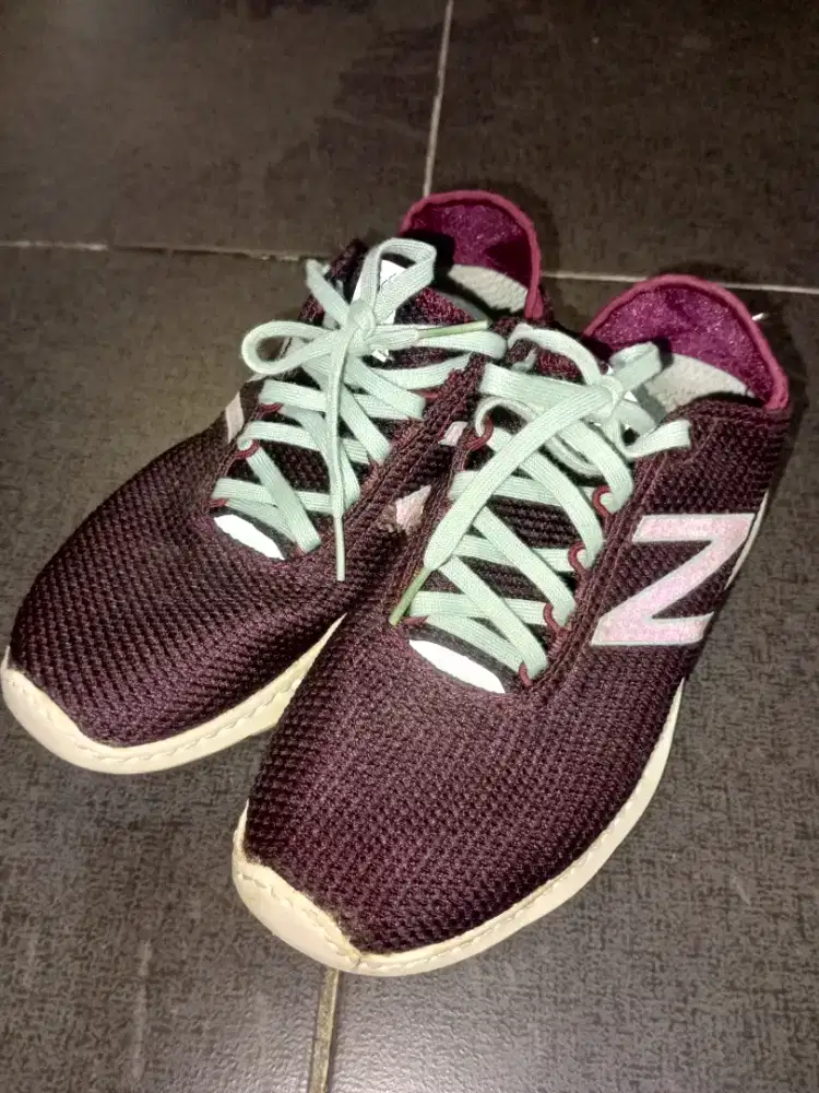 SEPATU ORIGINAL NEW BALANCE RINGAN BGT