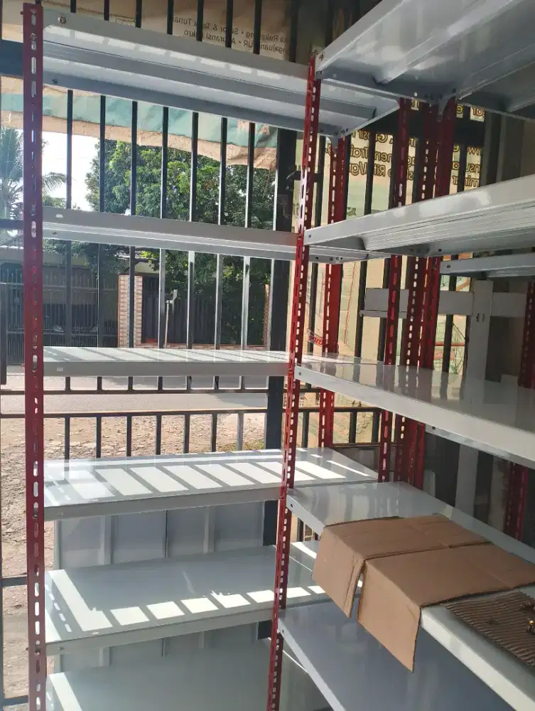 Rak gudang siku besi