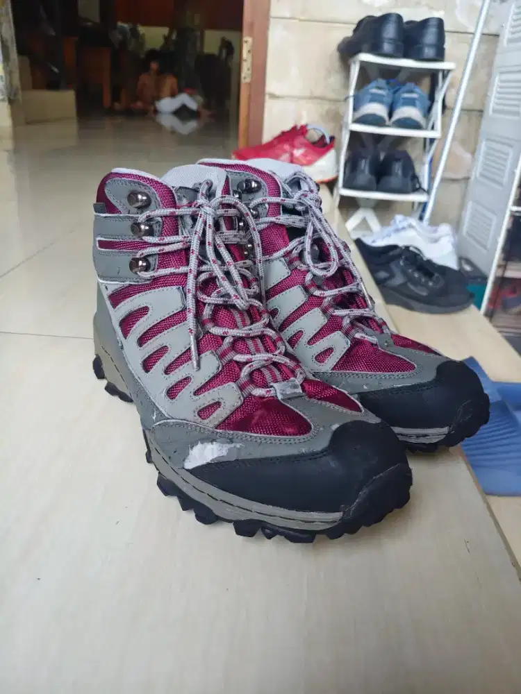 Sepatu Hiking Wigote Parana