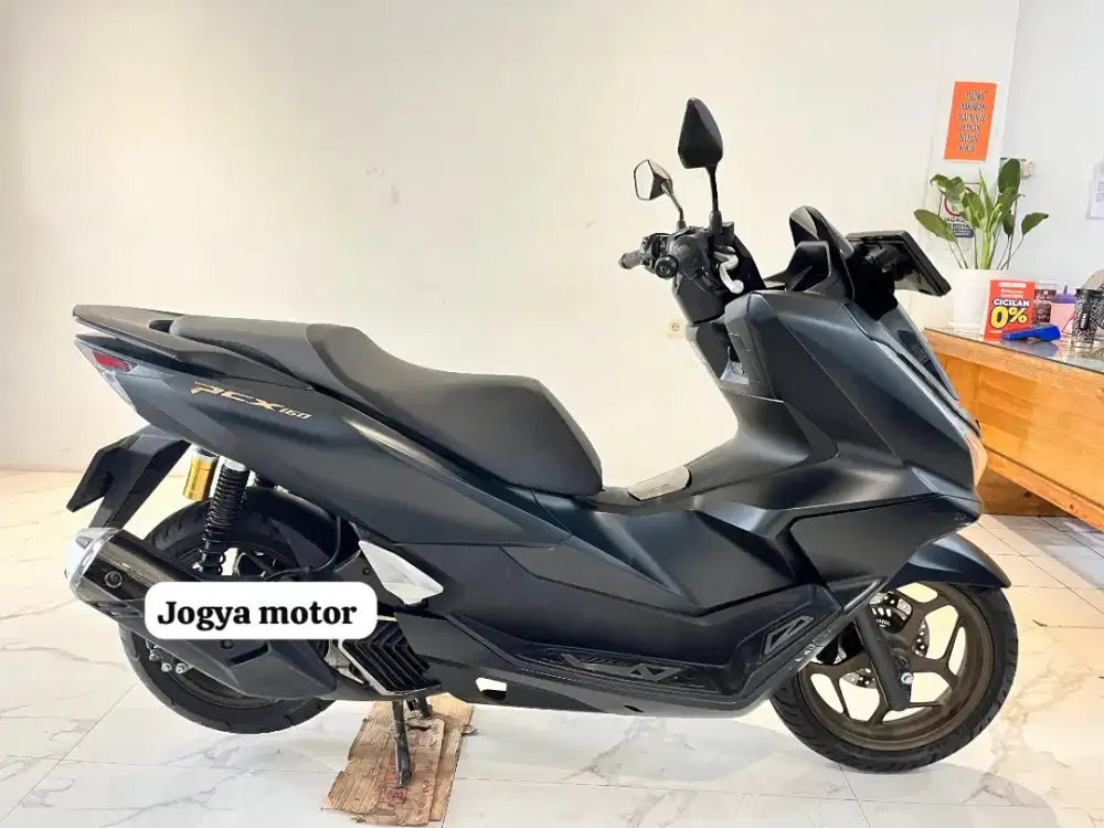 [R] PCX 160 ABS 2025 Cash/Credit
