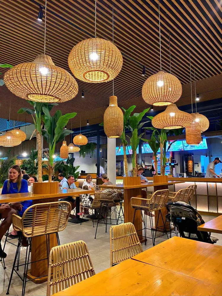 Lowongan pekerjaan loker waitress khusus perempuan untuk resto