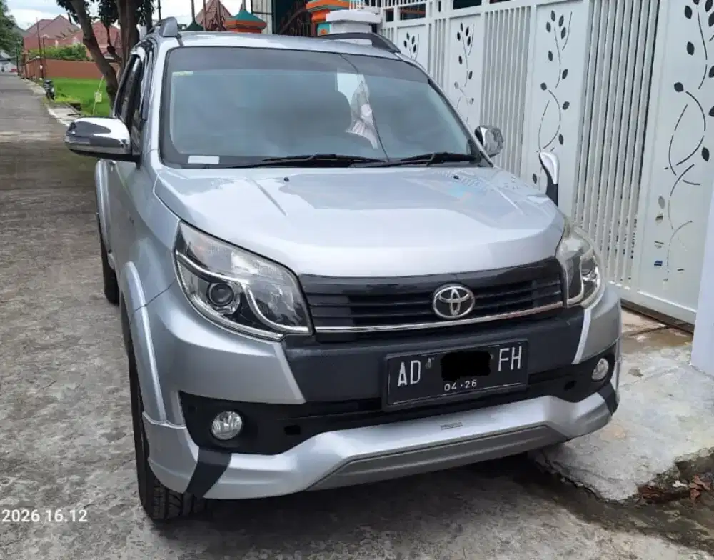 KM 53Ribu Rush TRD Sportivo 2016 silver sehat a.n. sendiri dari baru