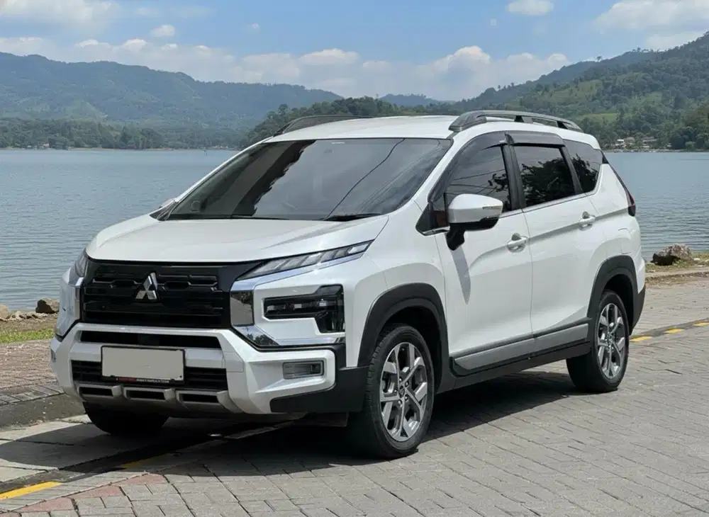 Mitsubishi Xpander 1.5 Cross Premium At 2023 km ,+/- 23.000