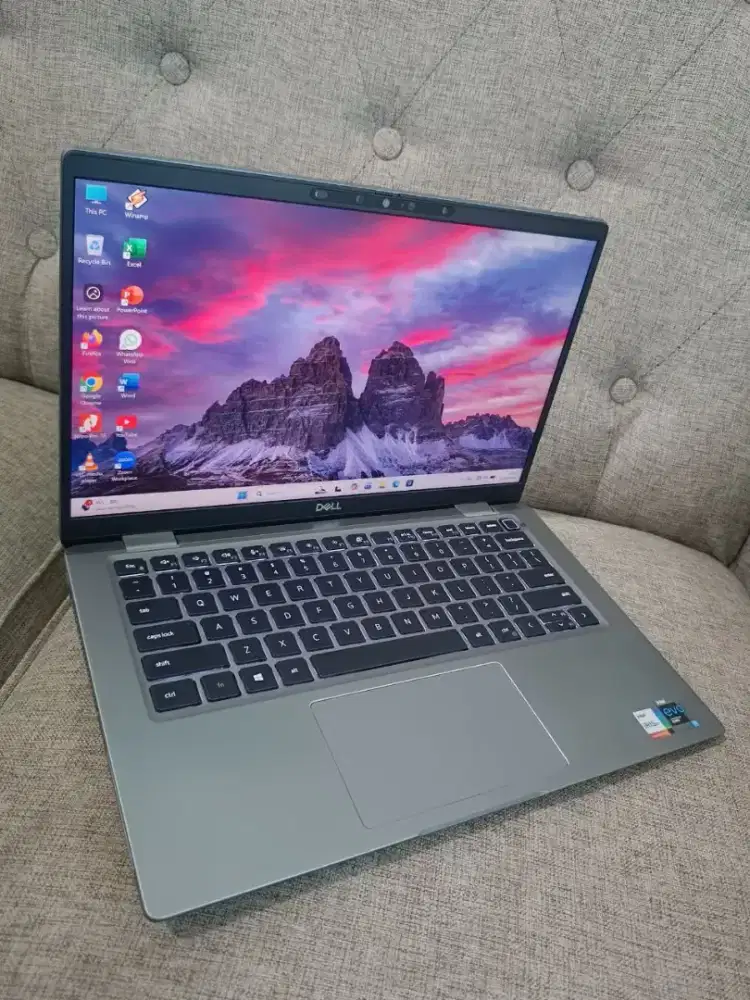 Laptop Core i7 Gen 11 RAM 16GB SSD 512Gb