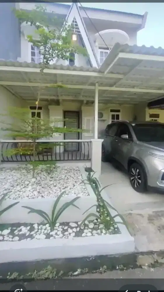 Jual Rumah lokasi Cantik Depan Green Area