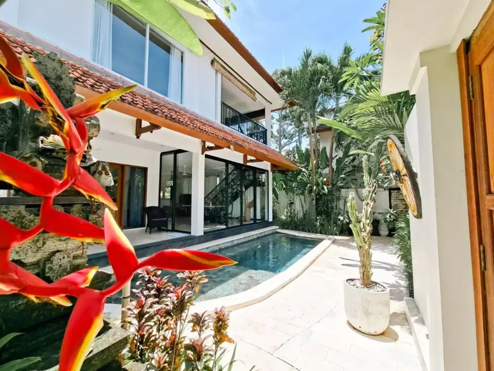 Villa 3 Kamar Tidur dengan Nuansa Hunian Tenang di Cepaka (R-VB02)