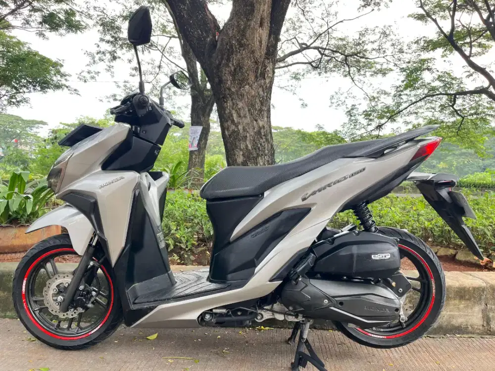 VARIO 150CC TAHUN 2019 SS LENGKAP ASLI