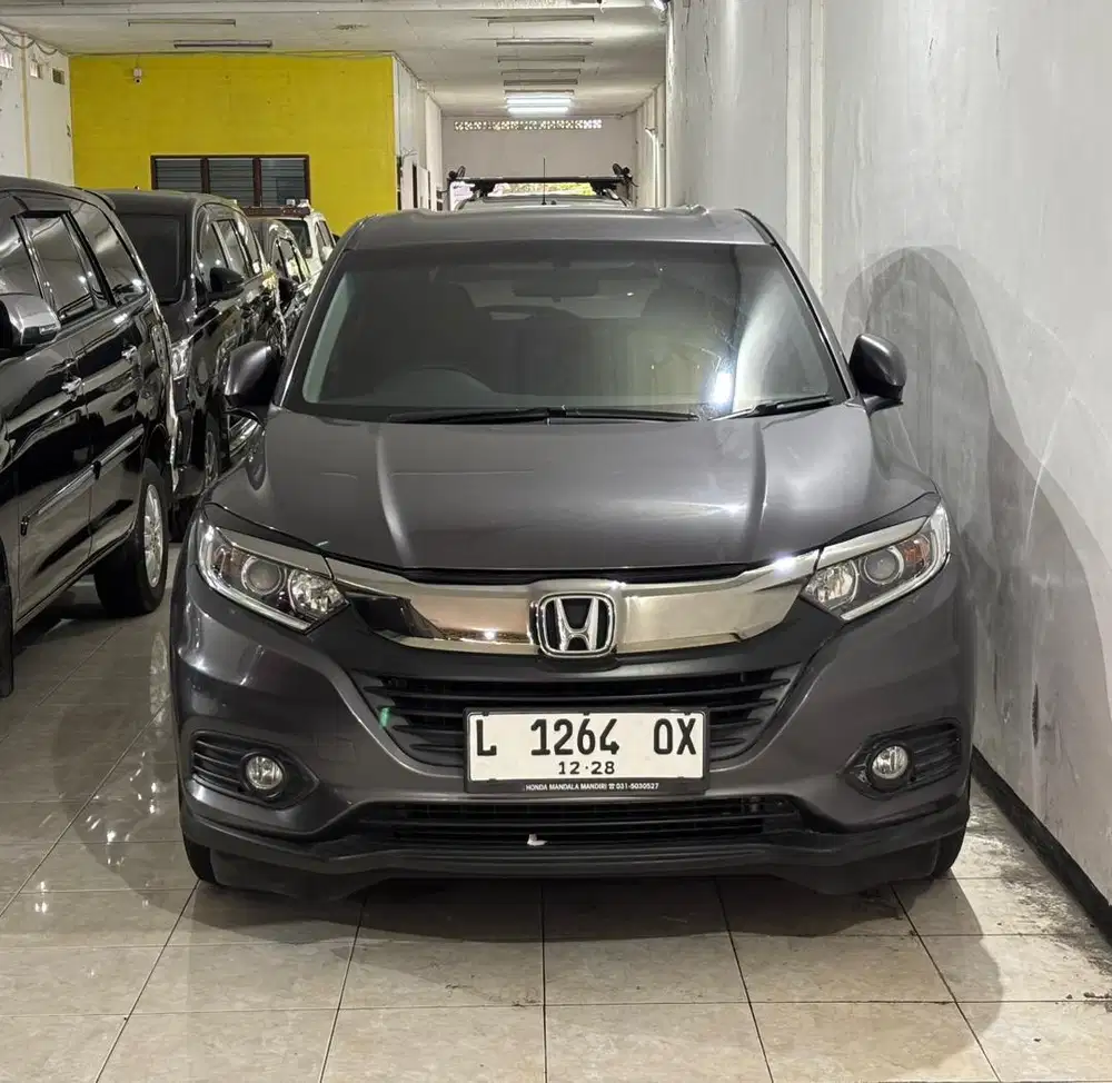 HONDA HRV 1.5 E CVT FACELIFT 2018 MATIC KM 70rb KREDIT DP MINIM