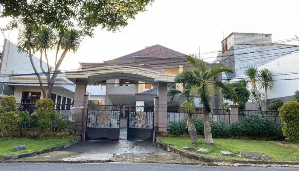 Disewakan Rumah Komersial Raya Permai 1 Surabaya Barat