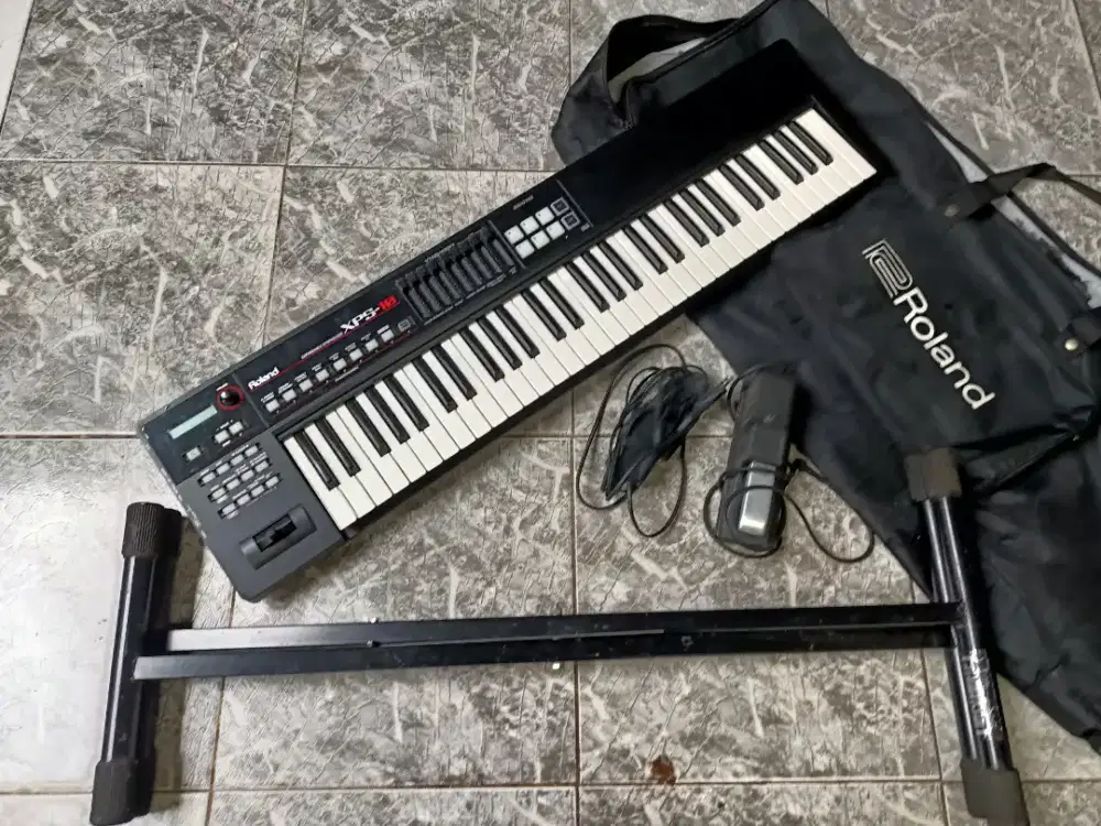 Keyboard Roland  10 XPS