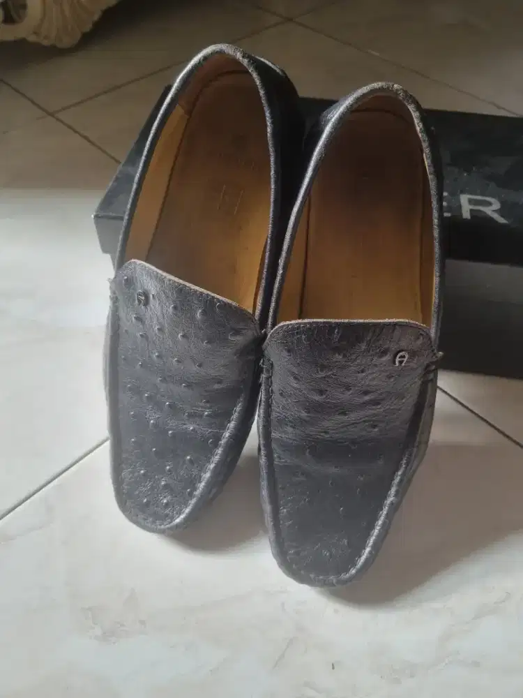 Sepatu AIGNER Casual
