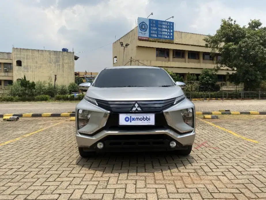 TERMURAH Mitsubishi Xpander 1.5 Exceed Bensin-AT Silver 2018