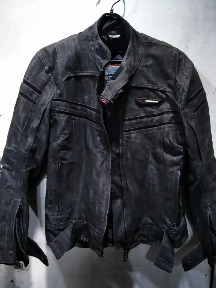 jaket contin kamerad