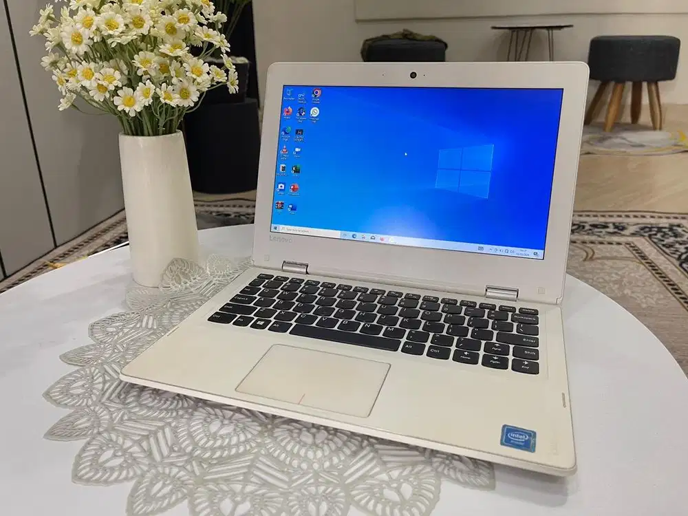 Notebook lenovo 12 inci pakai SSD