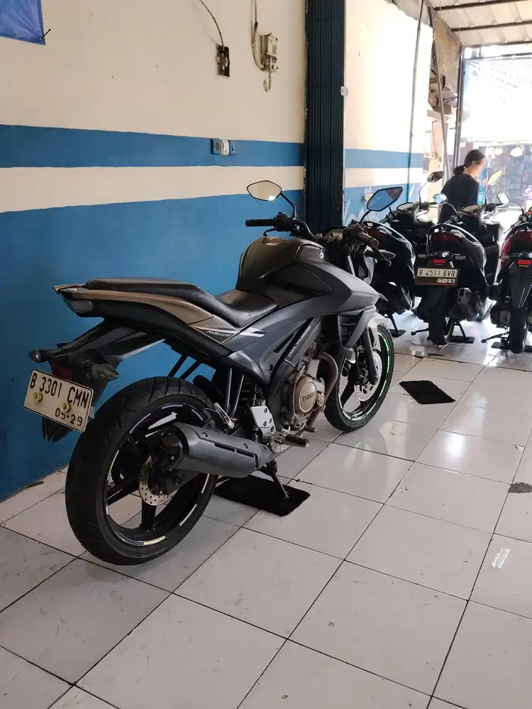 YAMAHA V-IXION 2019 Kondisi OK