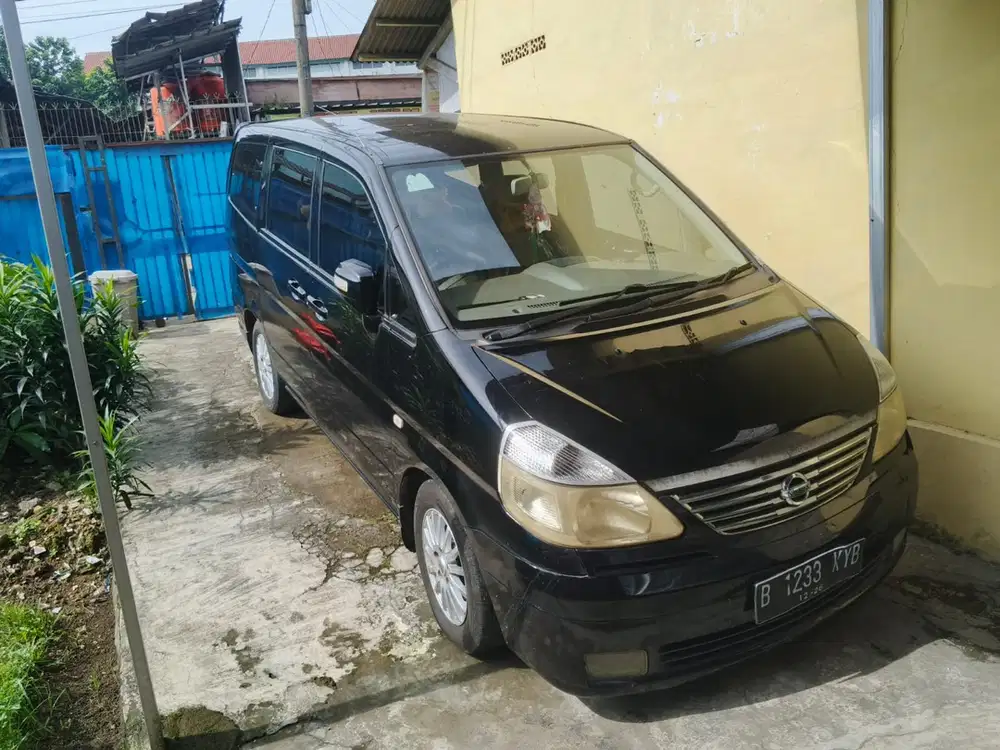 Nissan Serena 2012 Bensin