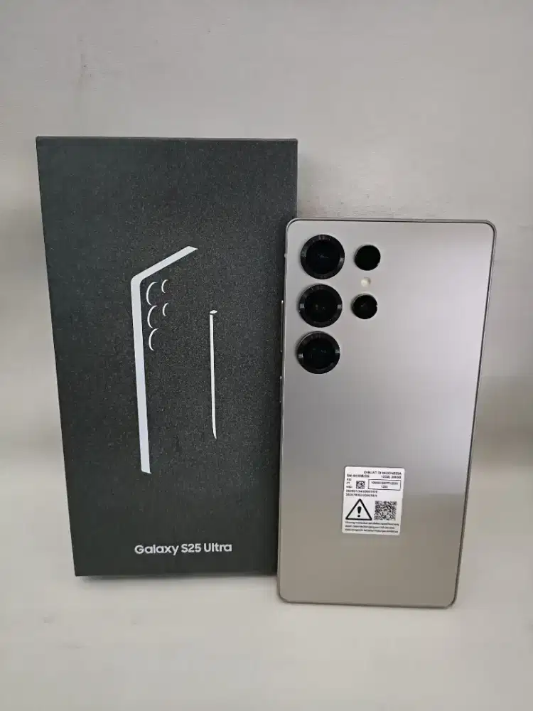 Samsung Galaxy S25 Ultra 12/256 mulus Istimewa