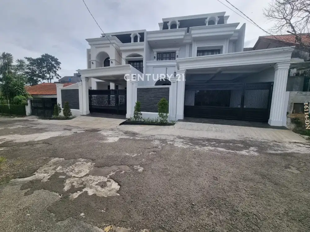 Dijual Rumah Mewah Brand New With Swimming Pool Di Komp DEPLU