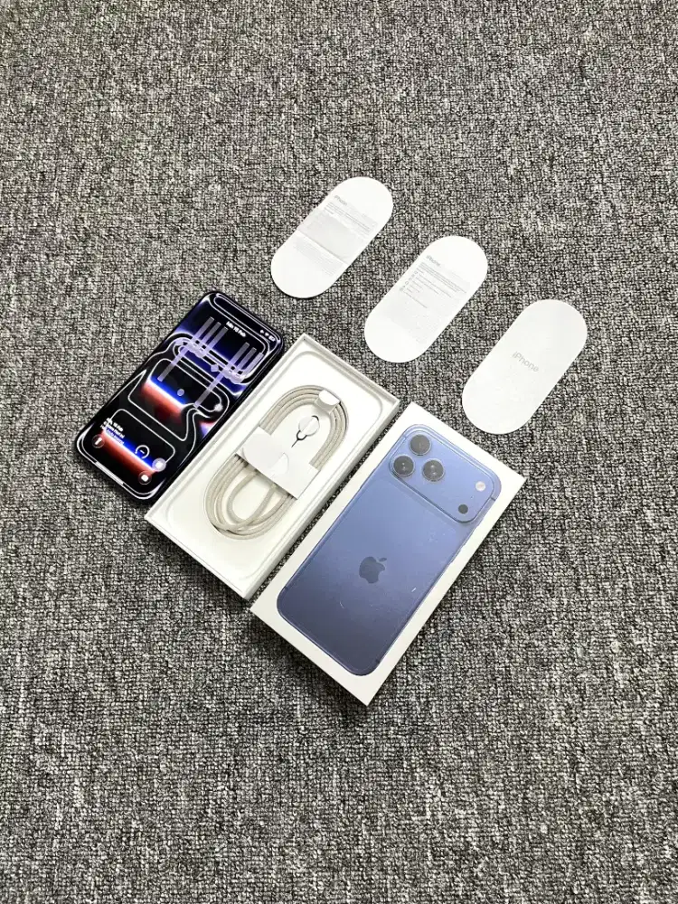 DIJUAL IP 17 PROMAX 256 GB IBOX