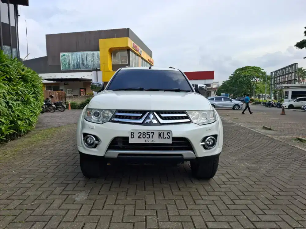 Mitsubishi Pajero Dakkar AT 2015 Putih