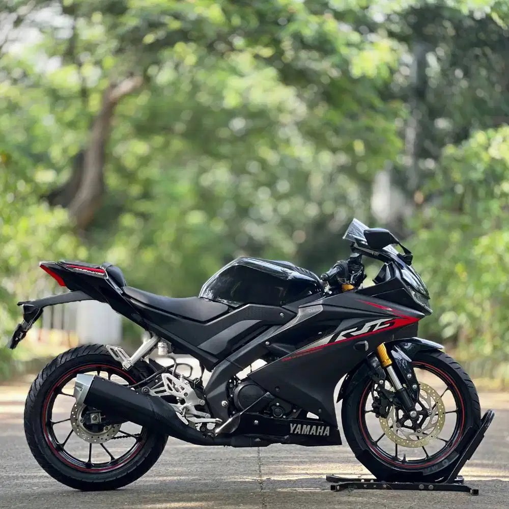 YAMAHA YZF R15 V3 2019 HITAM KM LOW SIAP JALAN