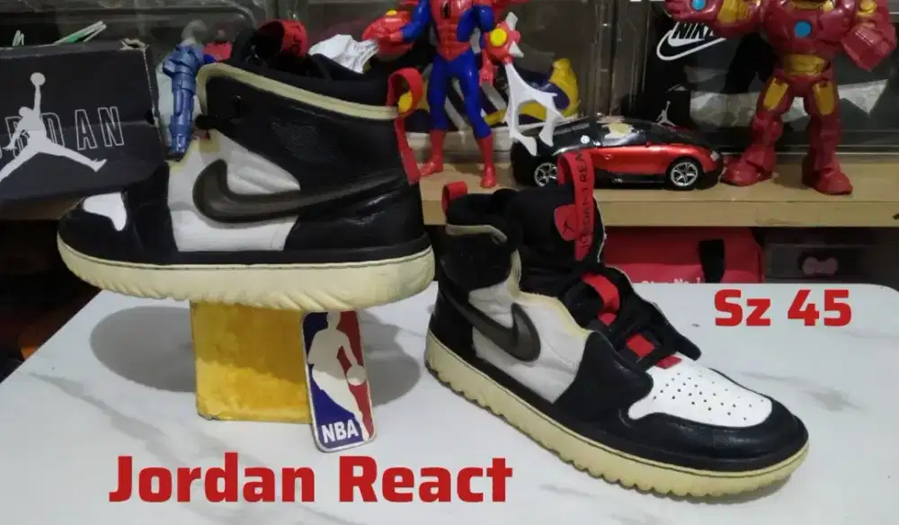 Sepatu Basket Nike Jordan React size 45