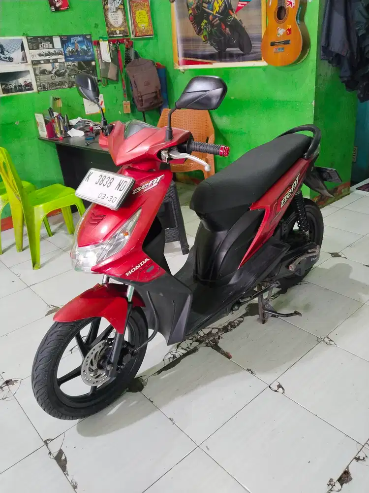 Honda  beat th 2009 pajak hidup original