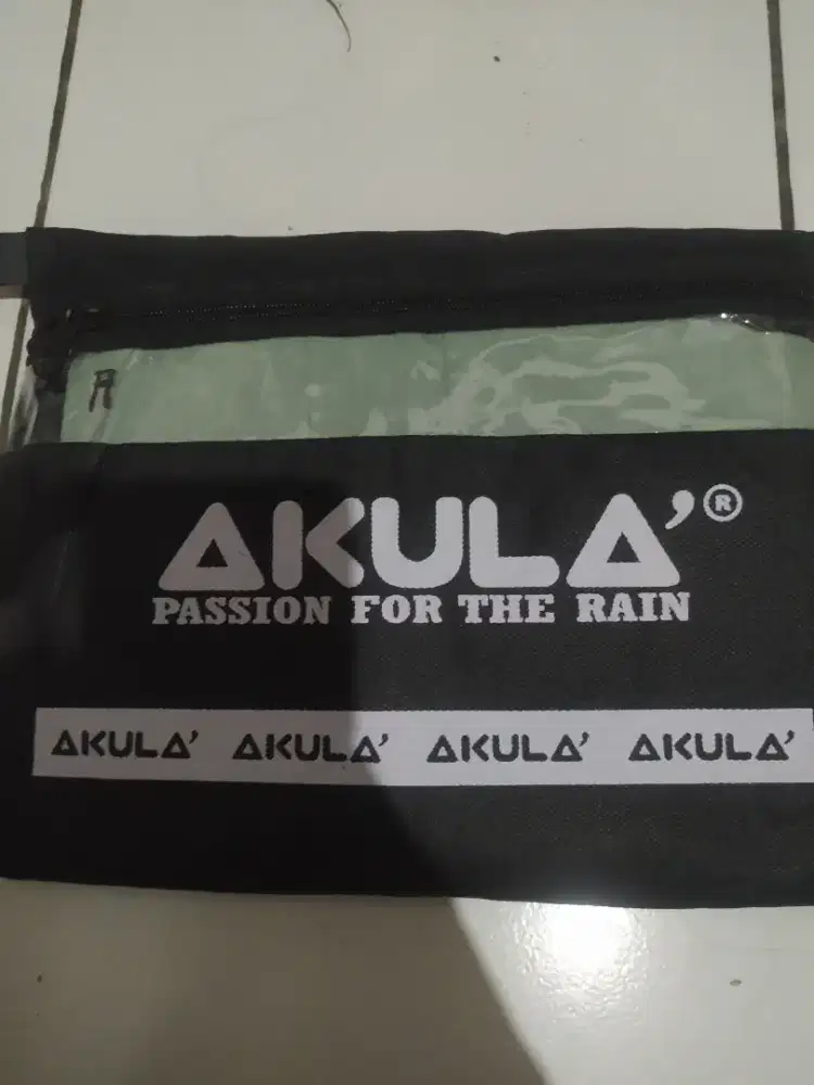 JAS HUJAN STELAN MERK AKULA UKURAN XL