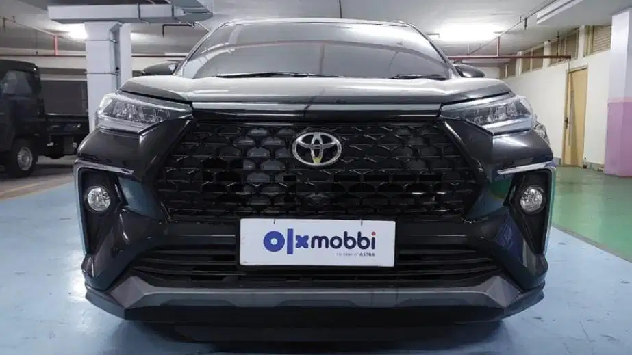 Garansi Mesin 1th Toyota Avanza 1.5 New Veloz Q Bensin-AT Hitam 2023