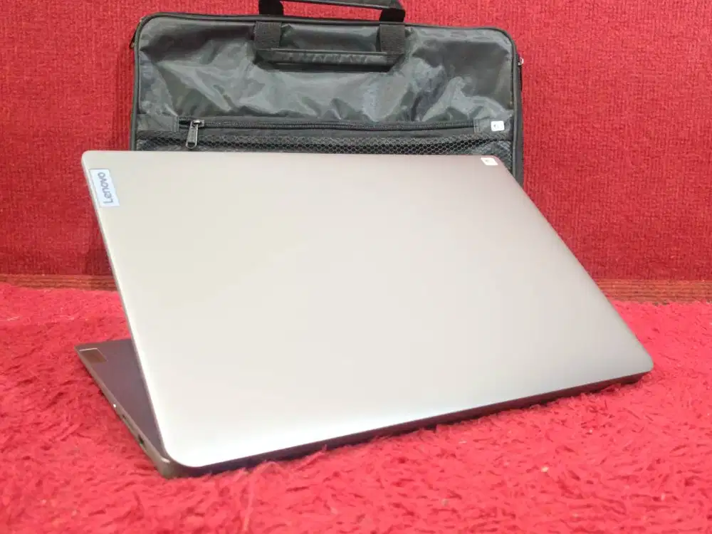 Laptop LENOVO IP3 14IAU7 Core i3-1215U RAM 8GB SSD 256GB (Garansi On)